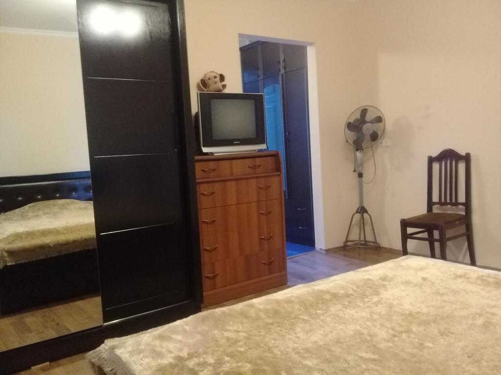 Guest House Gikacha Tbilisi Exterior foto